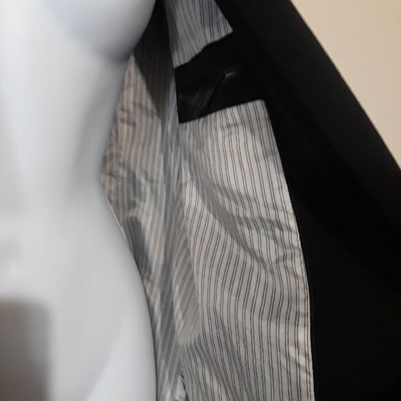 Black Women's Blazer ~A New Day~ Striped Inner Lining Faux Pockets Size 12 - Picture 2 of 6